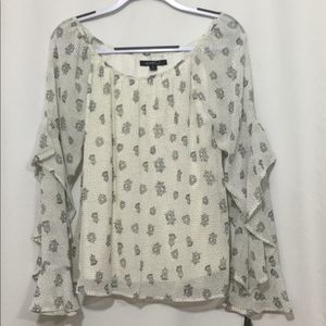 Heart & Soul Ruffle Sleeve “ Birdcage” Print Top